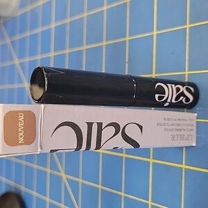 Saie Lip Blur - Color Nouveau Matte 2.5g New In Box